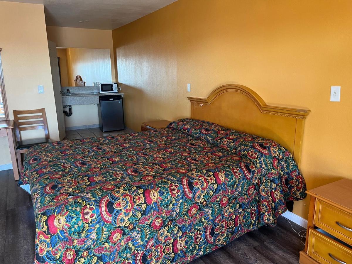 Palm Tree Motel